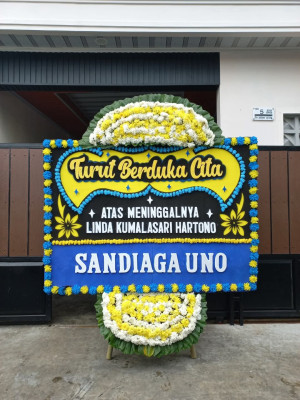 Papan Bunga Duka di Pasar Pagi